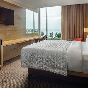 Deluxe Guest room 1 King